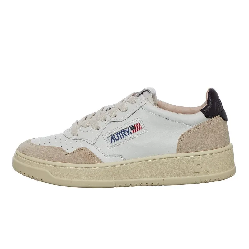 Autry Medalist Low White / Black (AULWLS21)