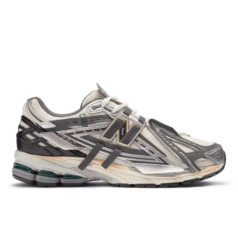 New Balance M1906AD “Cream White/Metallic Silver / Anthracite” (M1906AD)