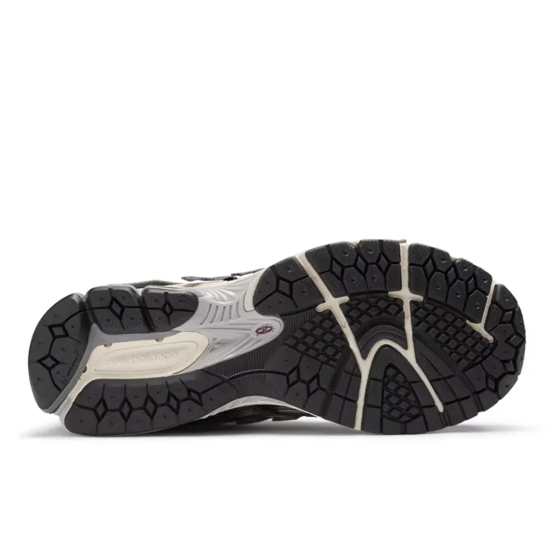 New Balance M1906AD “Cream White/Metallic Silver / Anthracite” (M1906AD)
