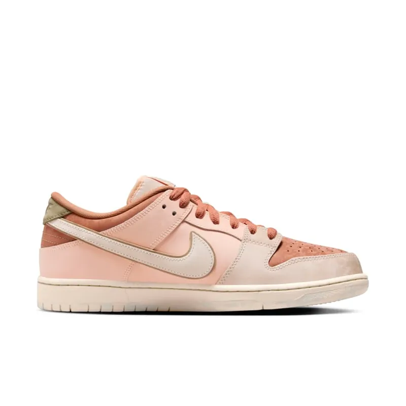 Nike SB Dunk Low Pro Premium ‘Crimson Tint and Amber Brown’ (FV5926-200)