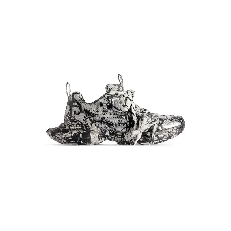 Balenciaga 3xl Extreme Graffiti Sneaker White / Black (734731W2RG39010)