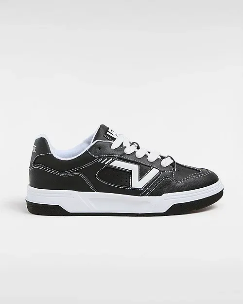 VANS Upland Zwart (VN000D25BZW)