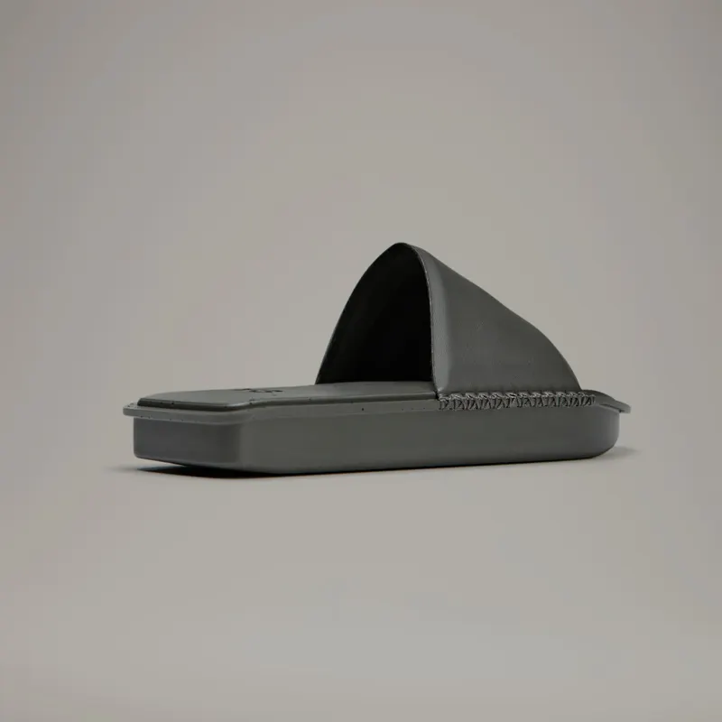 adidas Y-3 Waterslipper (IF2045)