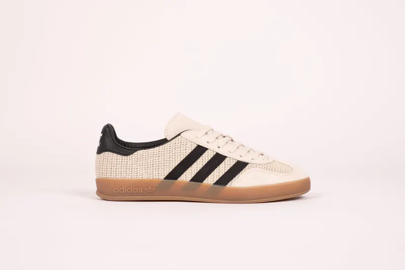 adidas Gazelle Indoor “Greige/Black / Gum” (IH4769)