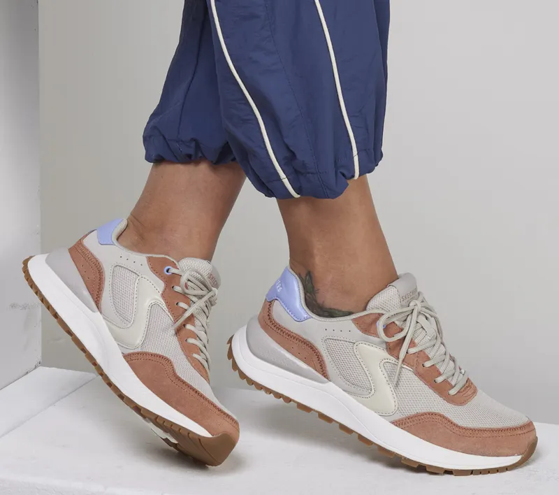 Skechers Fury – Girl On the Move – Bruin / Multi (177725-BRMT)