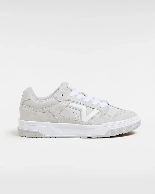VANS Upland Grijs (VN000D1HBXC)