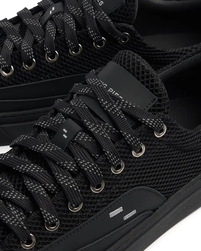 Filling Pieces Riviera Tech Black