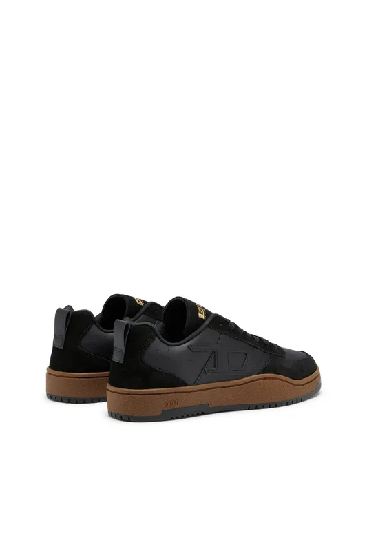 Diesel S-ukiyo V2 Low (Y03363P6889T8013 https://nl.diesel.com/en/sneakers/s-ukiyo-v2-low-black/Y03363P6889T8013.htm)