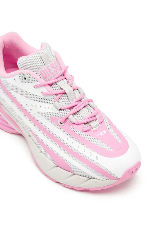 Diesel D-airspeed Low W (Y03458P6909HA492 https://nl.diesel.com/en/sneakers/d-airspeed-low-w-multicolor/Y03458P6909HA492.htm)