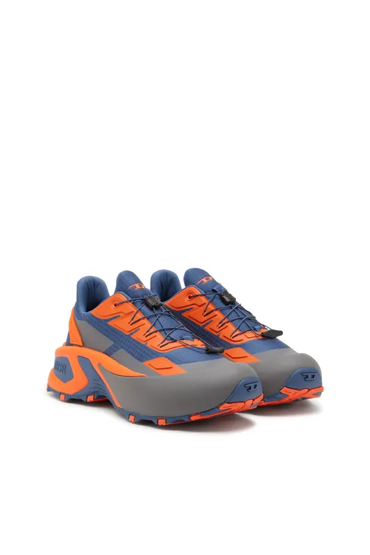 Diesel D-cage Runner (Y03444P6918HA496 https://nl.diesel.com/en/sneakers/d-cage-runner-multicolor/Y03444P6918HA496.htm)