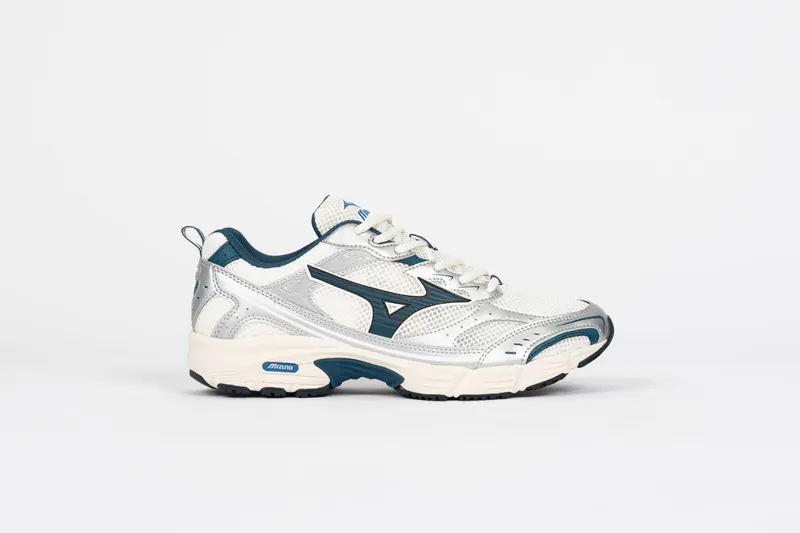 Mizuno MXR OG ‘SPORTS PACK’ White/Navy/Silver | D1GA245102