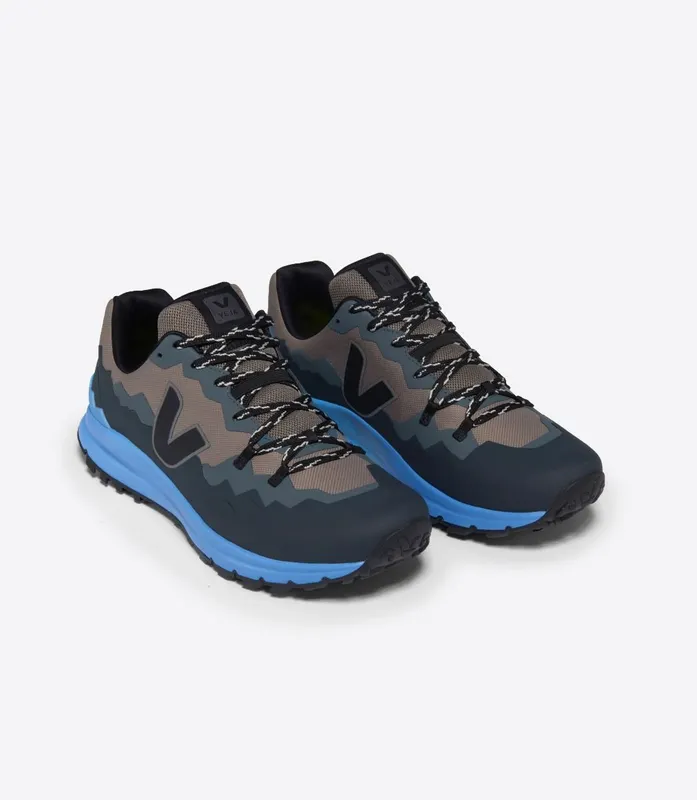 Veja FITZ ROY TREK-SHELL BASALT BLACK CELESTE (FT2303851A)