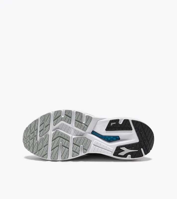 Diadora Mythos Blushield Vigore 3 W Black / White (c7406) (101.180679_C7406)