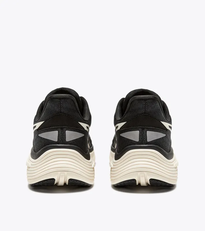 Diadora Equipe Nucleo Black / Whisper White (101.179094_C2609)