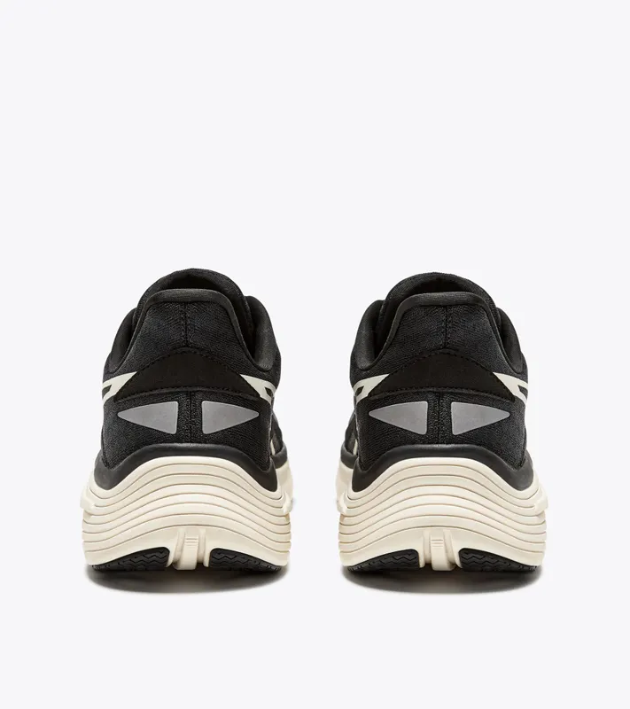 Diadora Equipe Nucleo Black / Whisper White (101.179094_C2609)