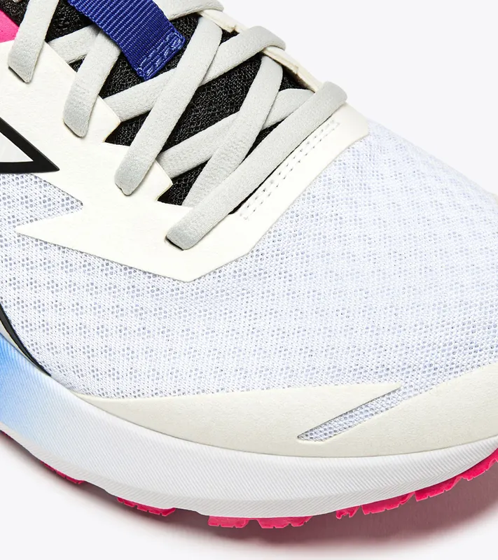 Diadora Mythos Blushield Vigore 3 White / Black / Silver Dd (101.180680_C2750)