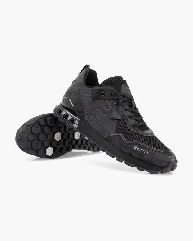 Cruyff Superbia Hex – Tech Black (CC243230-998)