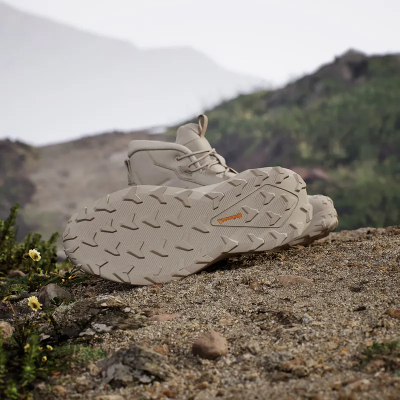 adidas Terrex Winter Leather Mid Cut RAIN.RDY COLD.RDY Boots (ID3436)
