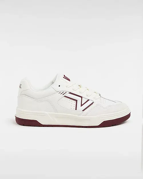 VANS Upland Rood (VN000D1H4QU)