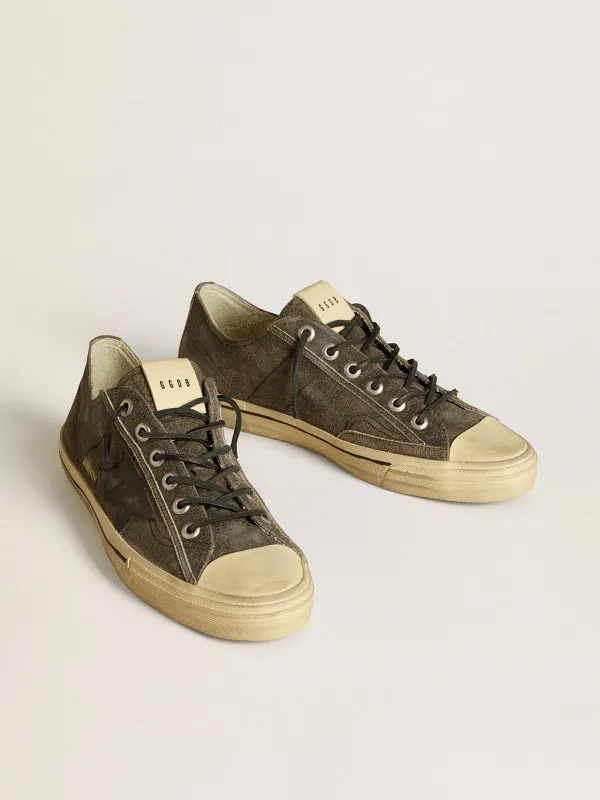 Golden Goose V-Star (GMF00129.F006615.90100)