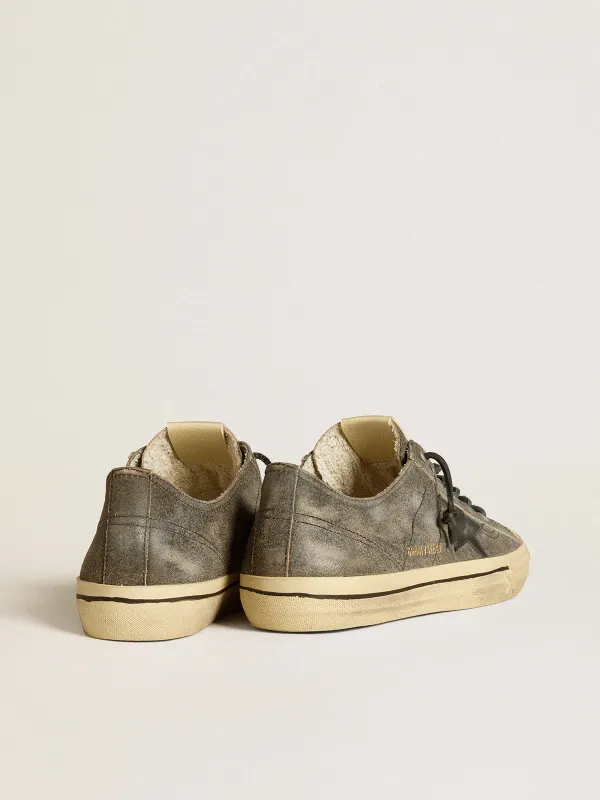 Golden Goose V-Star (GMF00129.F006615.90100)