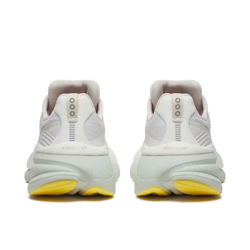 Saucony Hurricane 24 White / Foam (S10933-246)