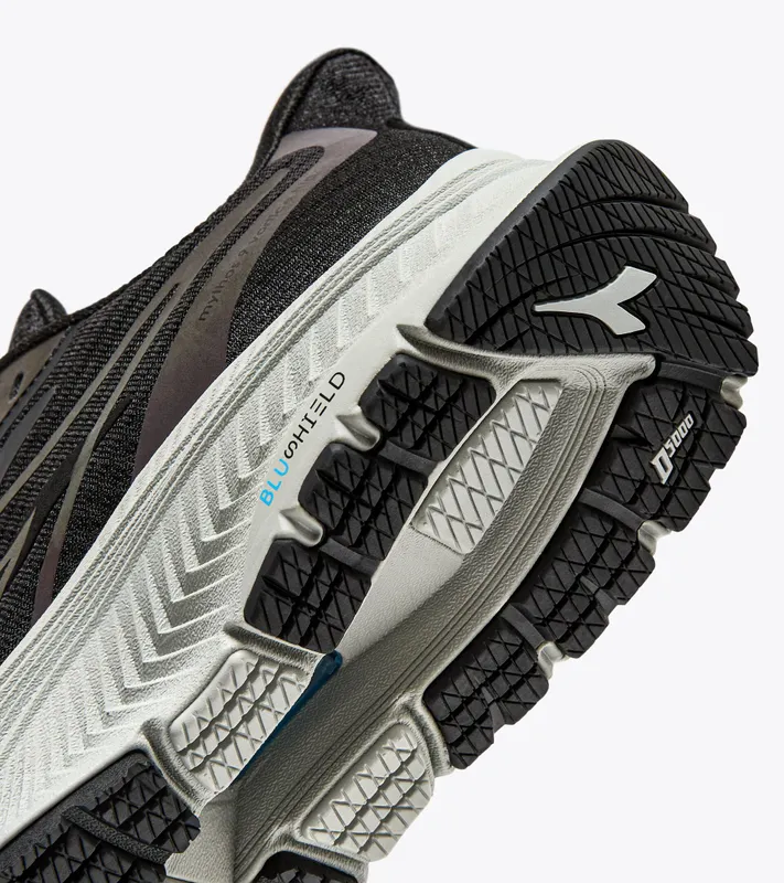 Diadora Mythos Blushield 9 Vortice Hip W Black / Silver (101.180246_C0787)