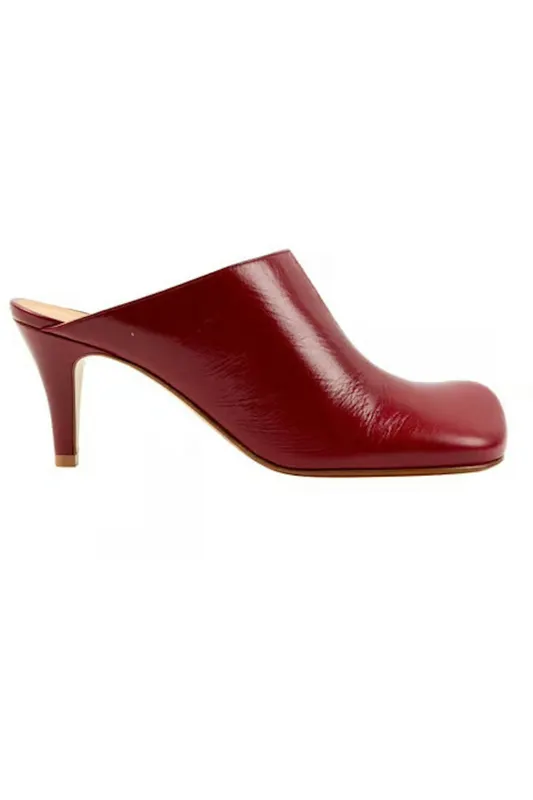 Bottega Veneta Leather Mule Red (Women’s) (578329VBPJ06241)