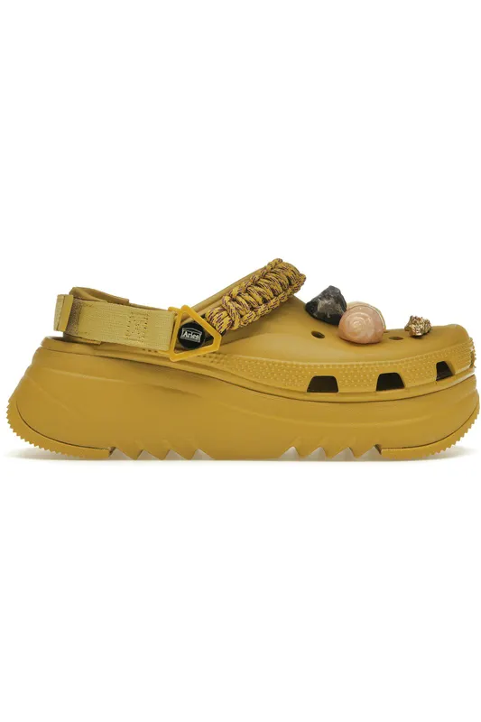 Crocs Classic Hiker Xscape Clog Aries Desert Grass (208683-76A)