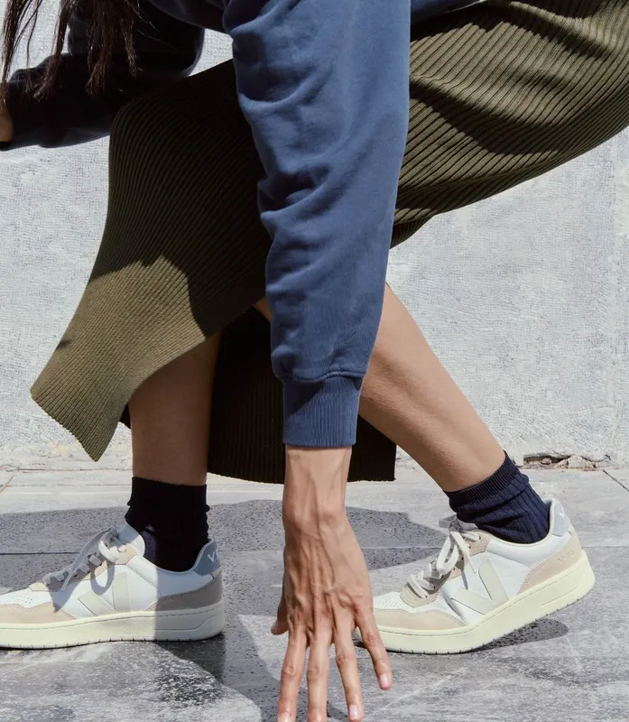 Veja V-90 LEATHER WHITE PIERRE STEEL (VD2003705A)