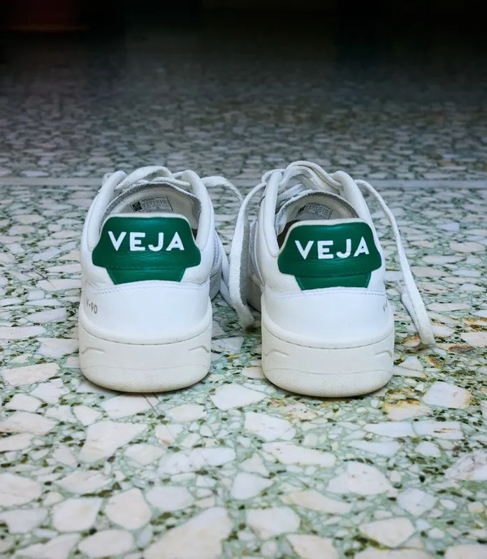 Veja V-90 LEATHER WHITE GOLF (VD2003706A)