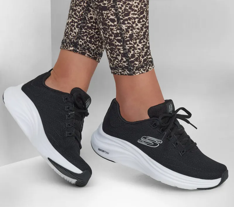 Skechers Vapor Foam – Zwart / Wit (150022-BKW)