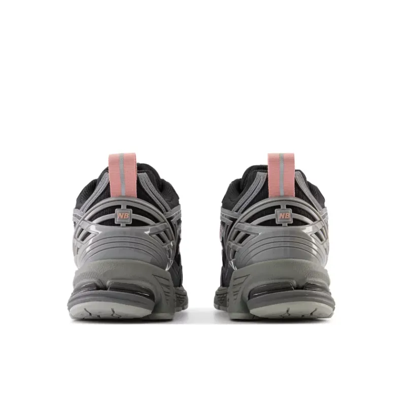New Balance 1906R Black Pink Moon (M1906RHC)