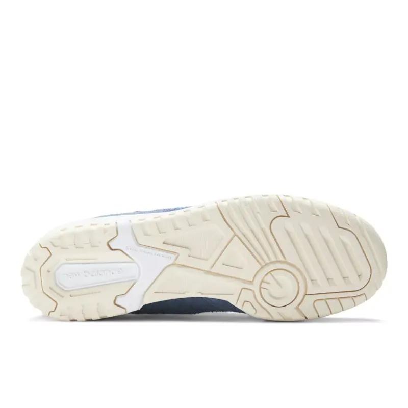 New Balance 550 Suede Arctic Grey (BB550PHC)