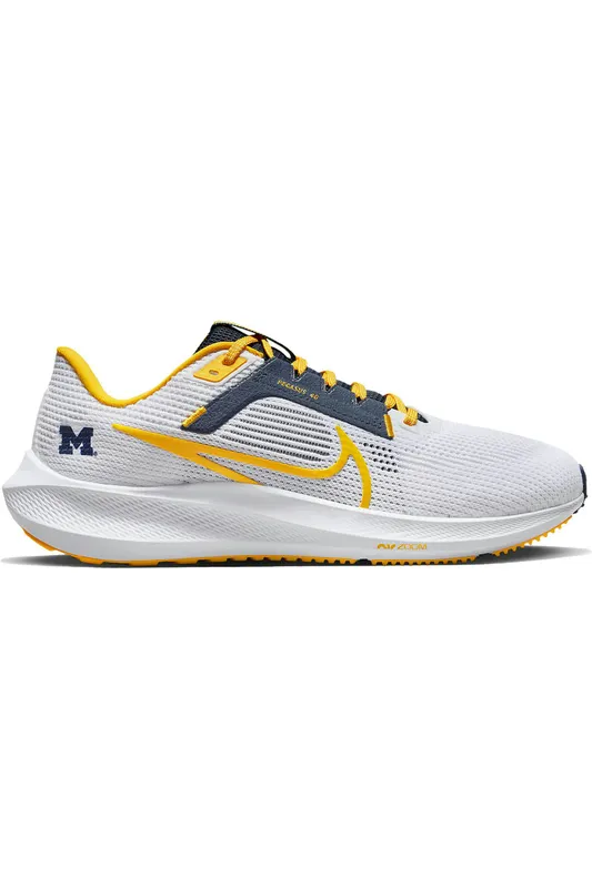 Nike Air Zoom Pegasus 40 Michigan (DZ6001-100)