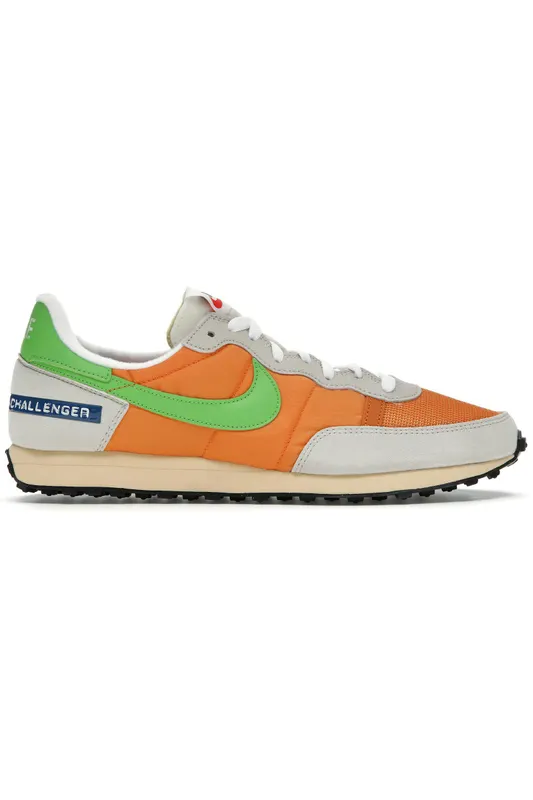 Nike Challenger OG Label Maker Kumquat (DC5214-886)
