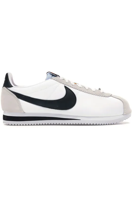 Nike Classic Cortez Be True (2017) (902806-100)