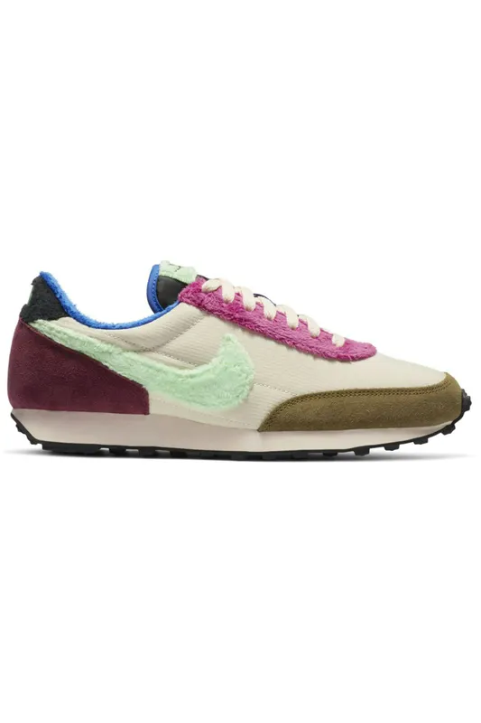Nike Daybreak Fur Pack Fossil Cactus Flower (Women’s) (DC3275-235)