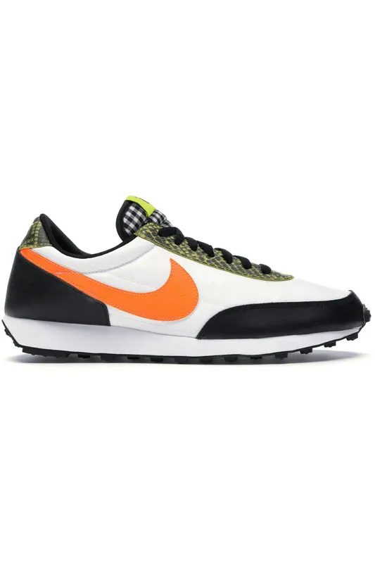 Nike Daybreak Total Orange Dynamic Yellow (Women’s) (CQ7620-001)