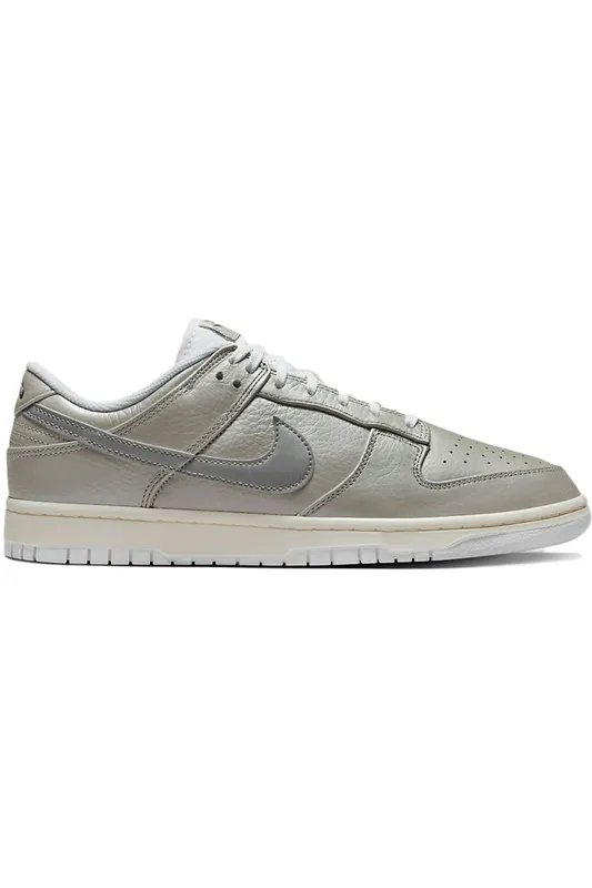 Nike Dunk Low Metallic Silver (DX3197-095)
