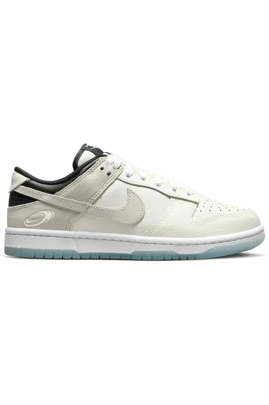 Nike Dunk Low Supersonic (Women’s) (FN7646-030)