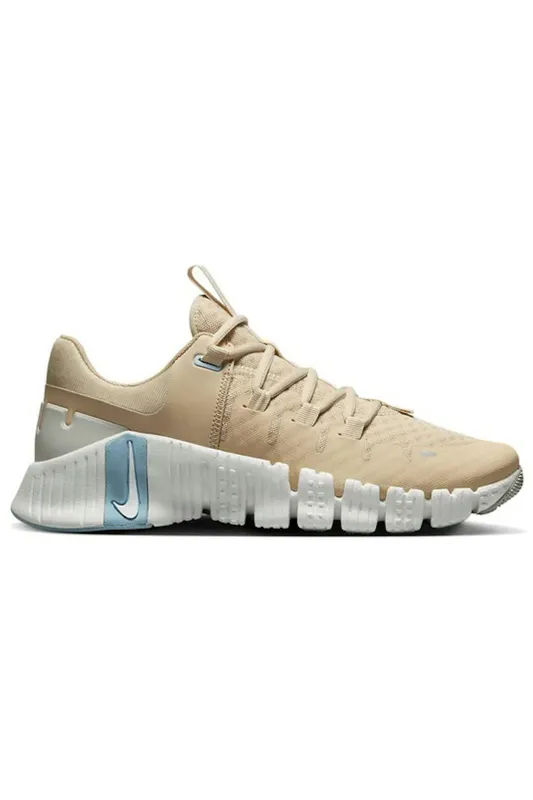 Nike Free Metcon 5 Sanddrift Light Iron Ore (Women’s) (DV3950-105)