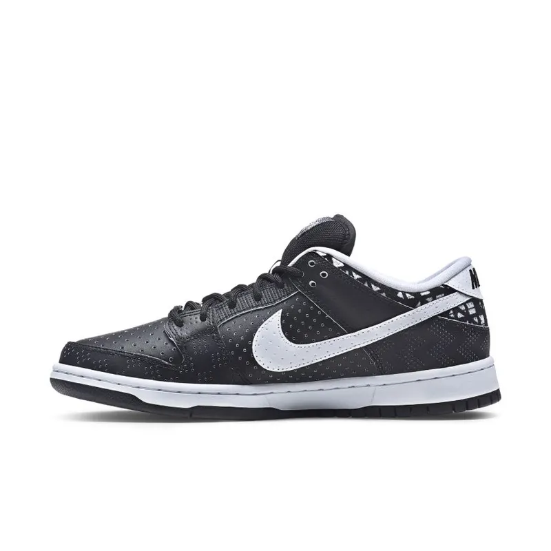 Nike SB Dunk Low BHM (2015) (745956-010)