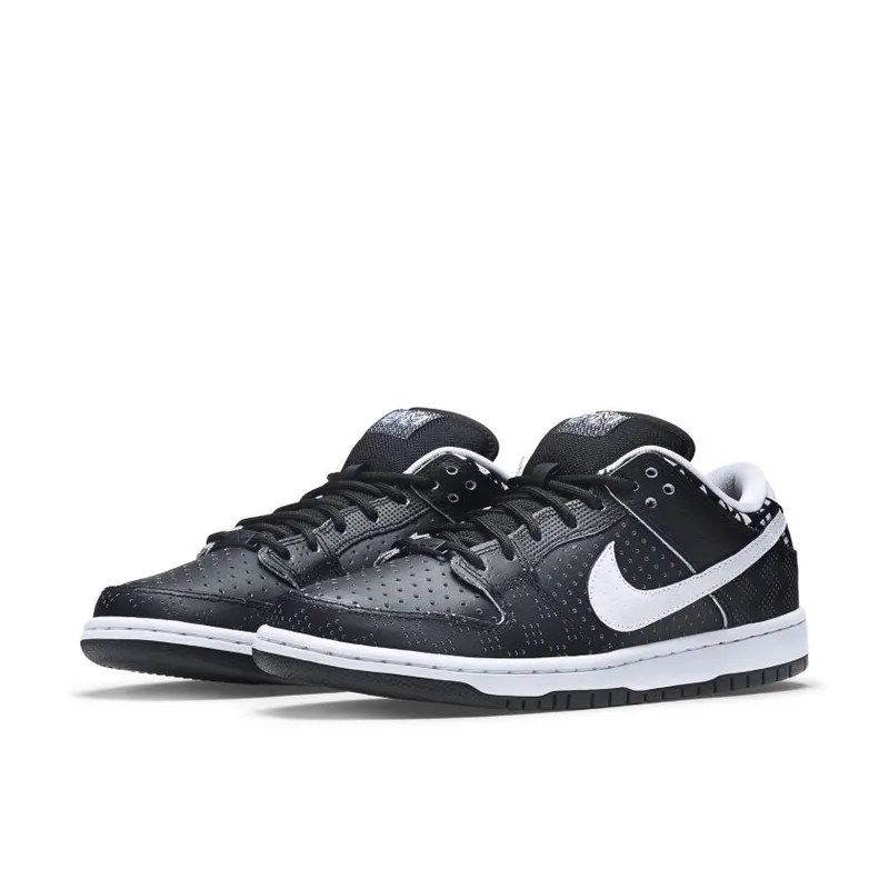 Nike SB Dunk Low BHM (2015) (745956-010)