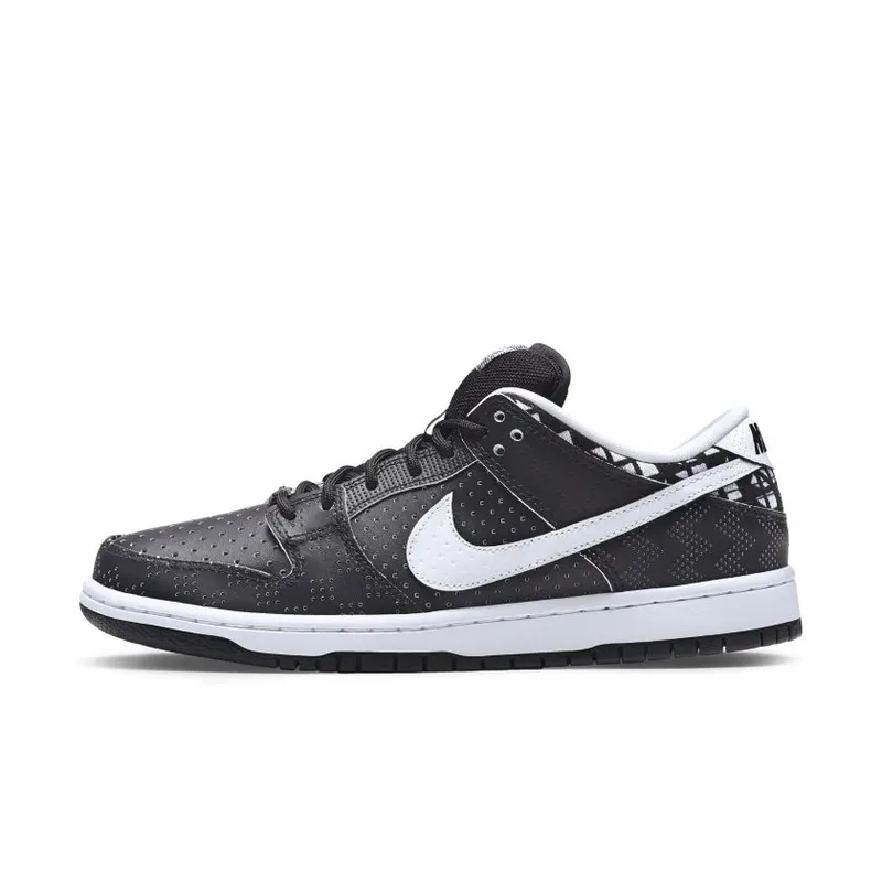 Nike SB Dunk Low BHM (2015) (745956-010)
