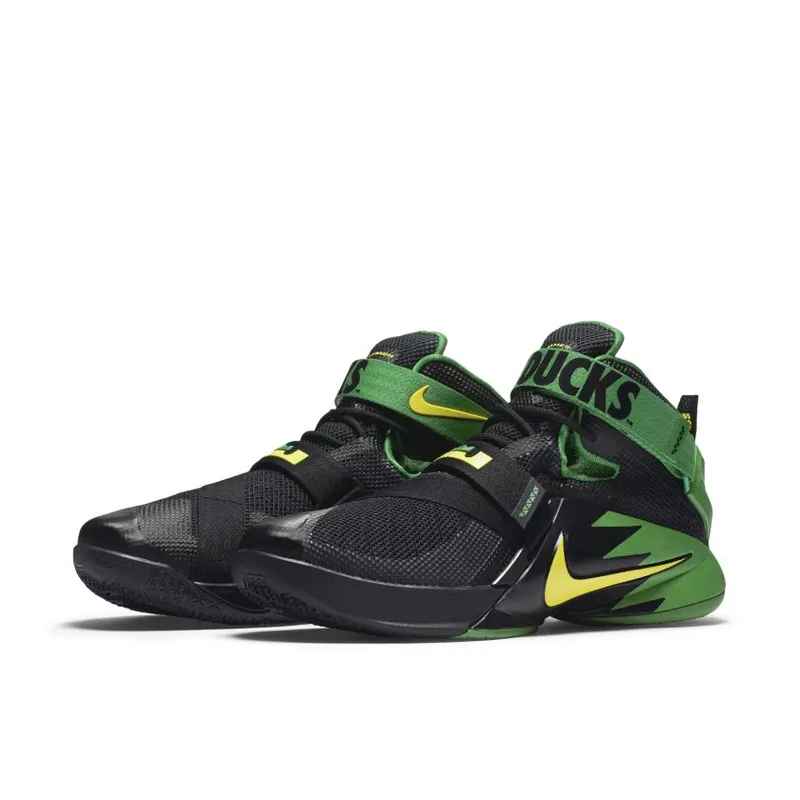 Nike LeBron Zoom Soldier 9 Oregon (749490-073)