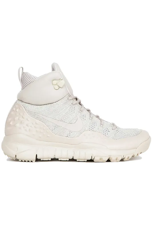 Nike Lupinek Flyknit String Light Bone (Women’s) (862512-200)