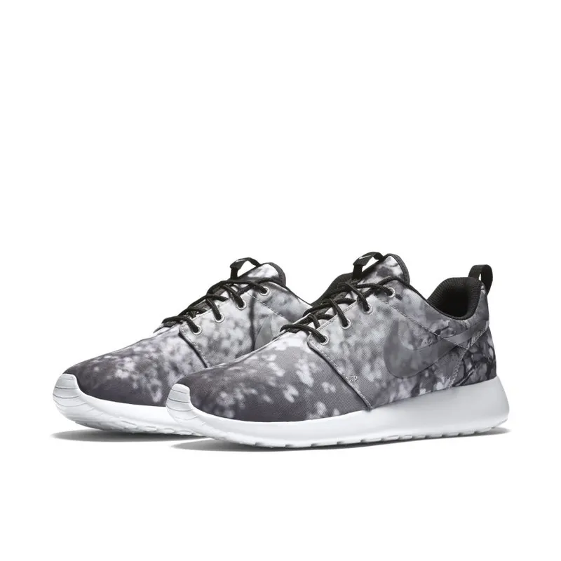 Nike Roshe One Cherry Blossom (Women’s) (819960-001)