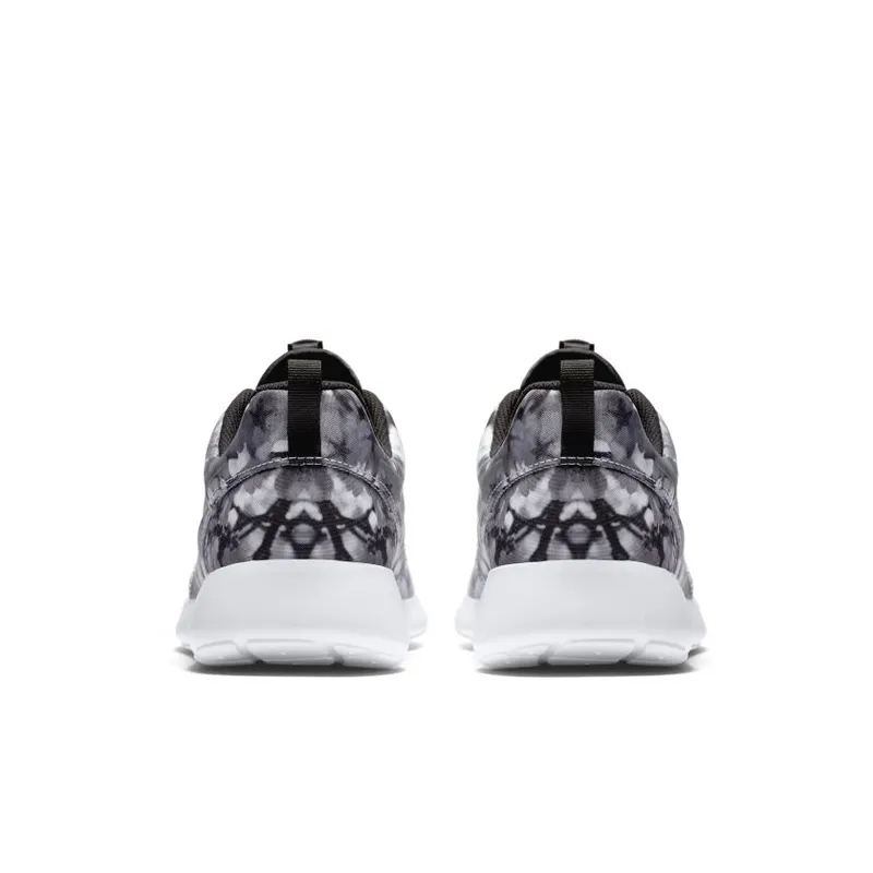 Nike Roshe One Cherry Blossom (Women’s) (819960-001)