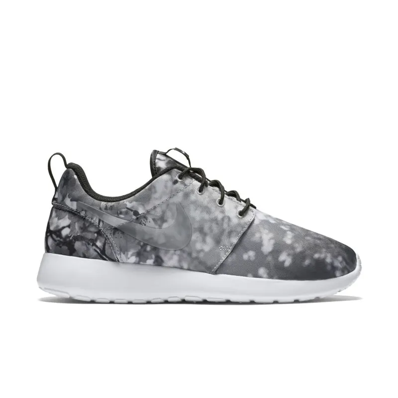 Nike Roshe One Cherry Blossom (Women’s) (819960-001)